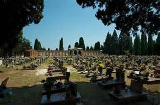 15 nghĩa trang rùng rợn nhất thế giới4