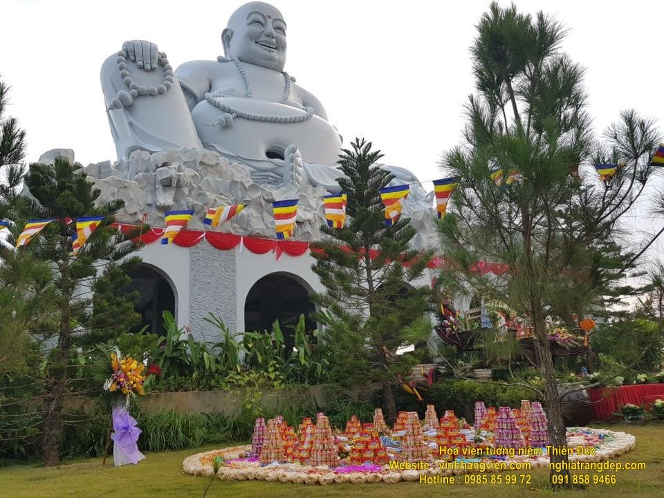 Toàn cảnh lễ yểm tâm - khánh thành tượng Phật Di lặc cao 33m tại Thiên Đức 
